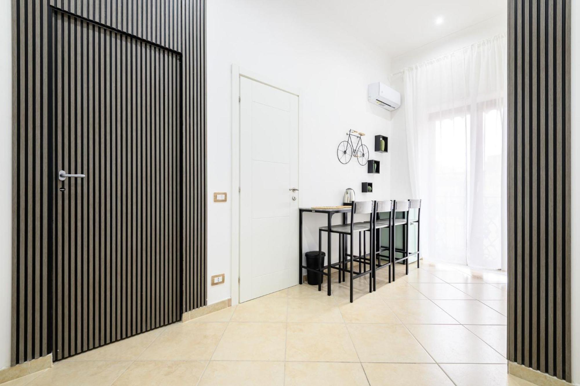 Giordano Suite Center เนเปิลส์ ภายนอก รูปภาพ